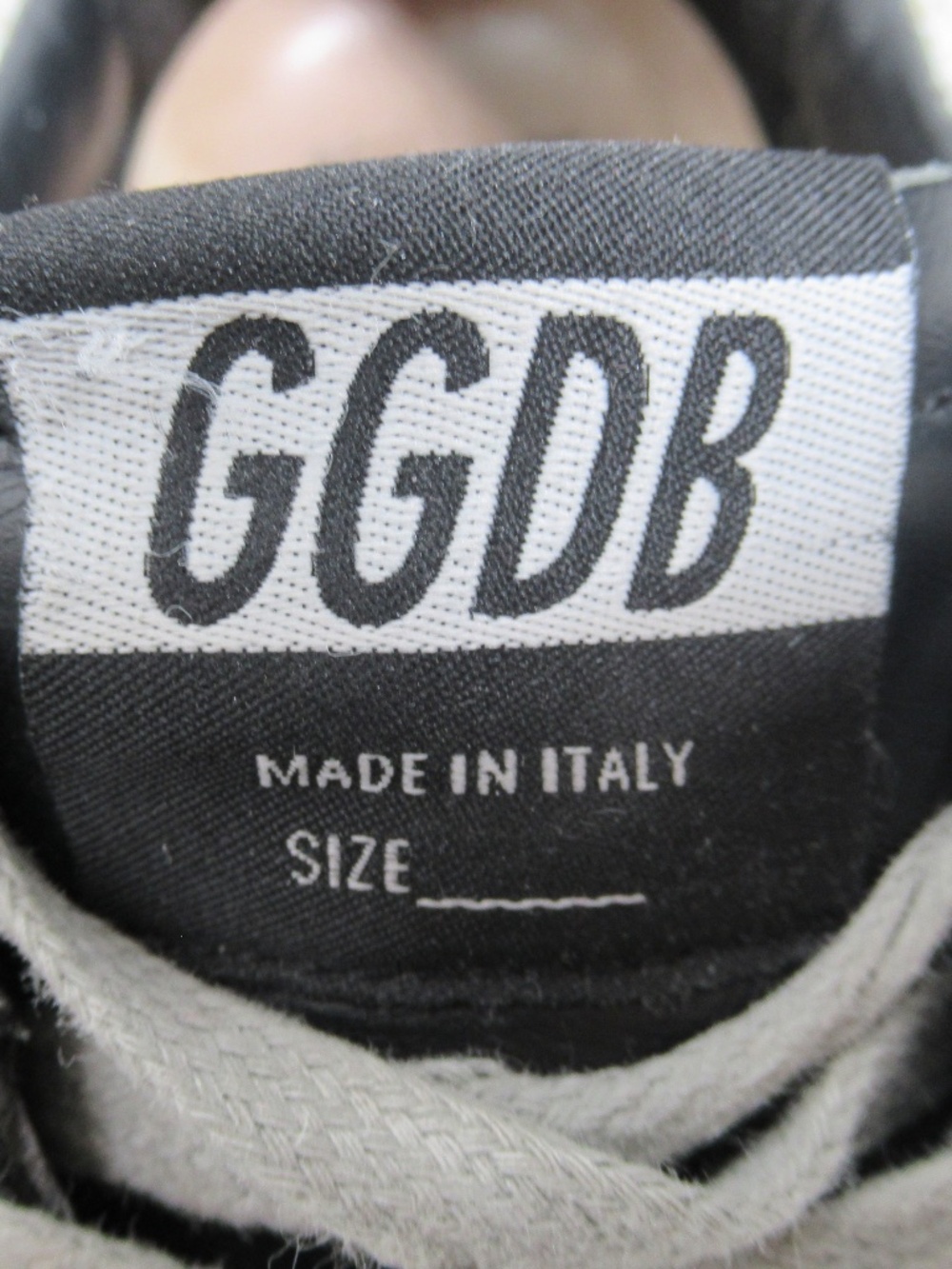 Golden Goose Women's Hi Star Black Leather Silver Star Silver Heel Tab Size 5 US - Picture 3 of 12